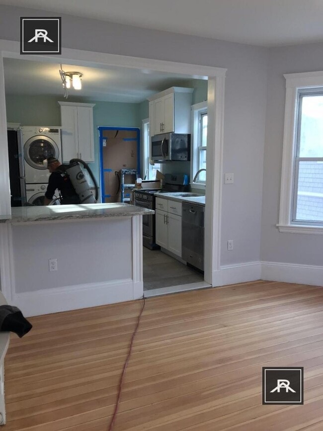 13 Atkins St in Boston, MA - Building Photo - Building Photo