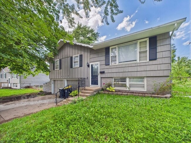 9710 E 50th St in Kansas City, MO - Building Photo - Building Photo