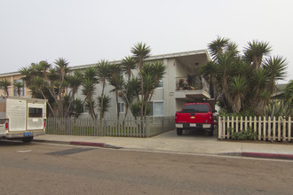 137 Evergreen Ave in Imperial Beach, CA - Building Photo - Building Photo