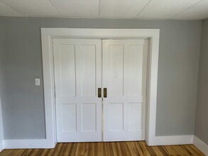 319 Hanover St in Manchester, NH - Building Photo - Building Photo