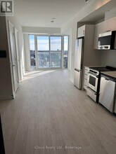 412 Silver Maple Rd in Oakville, ON - Building Photo - Building Photo