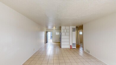 3410 Thaxton Ave SE in Albuquerque, NM - Building Photo - Building Photo