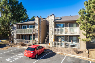 Peakview Pointe in Englewood, CO - Building Photo - Building Photo