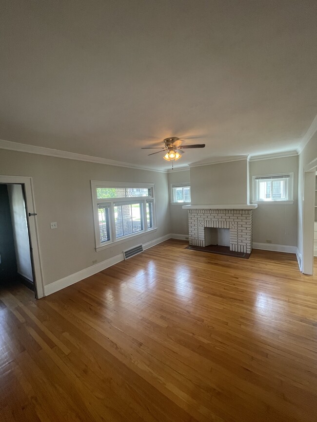 2172 Bunts Road, Unit 2172 Bunts down