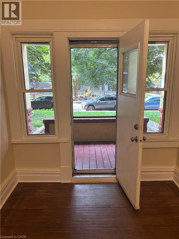 25 West Avenue S in Hamilton, ON - Building Photo - Building Photo