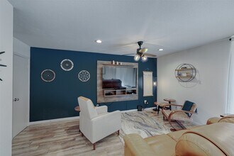 12500 Melville Dr in Montgomery, TX - Building Photo - Building Photo