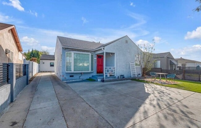 7418 Farmdale Ave in Los Angeles, CA - Building Photo - Building Photo