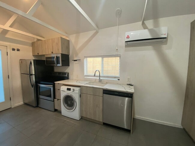 528 W Culver St in Phoenix, AZ - Building Photo - Building Photo