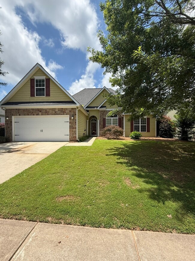 367 Stillwood Dr