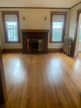 20 Colbert St, Unit 1 in Boston, MA - Foto de edificio - Building Photo