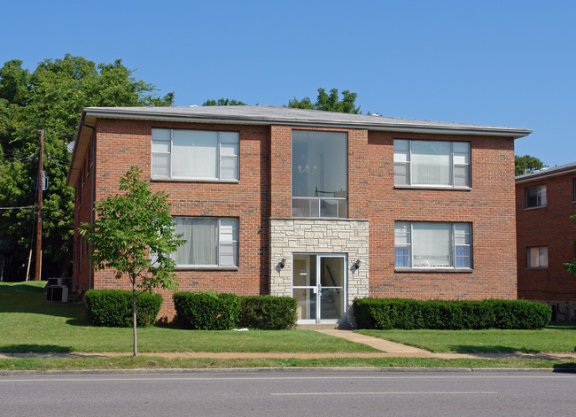 6441 Gravois Ave in St. Louis, MO - Foto de edificio - Building Photo