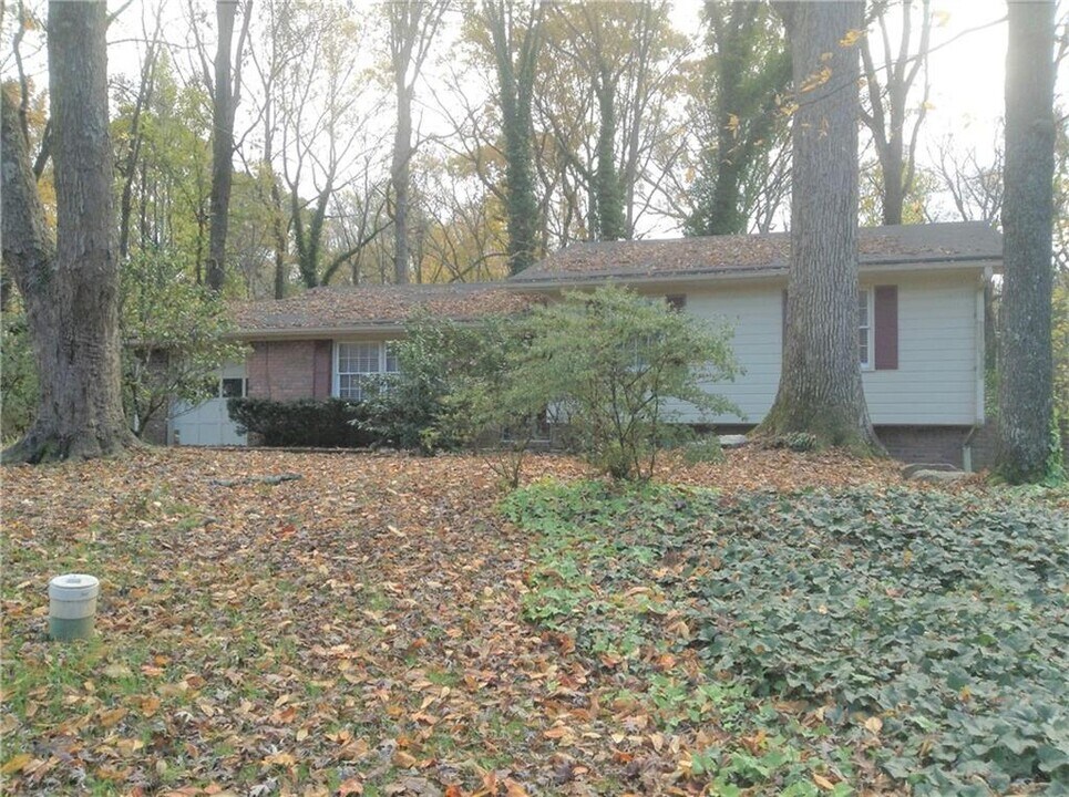 1726 Mohawk Pl SE in Smyrna, GA - Building Photo