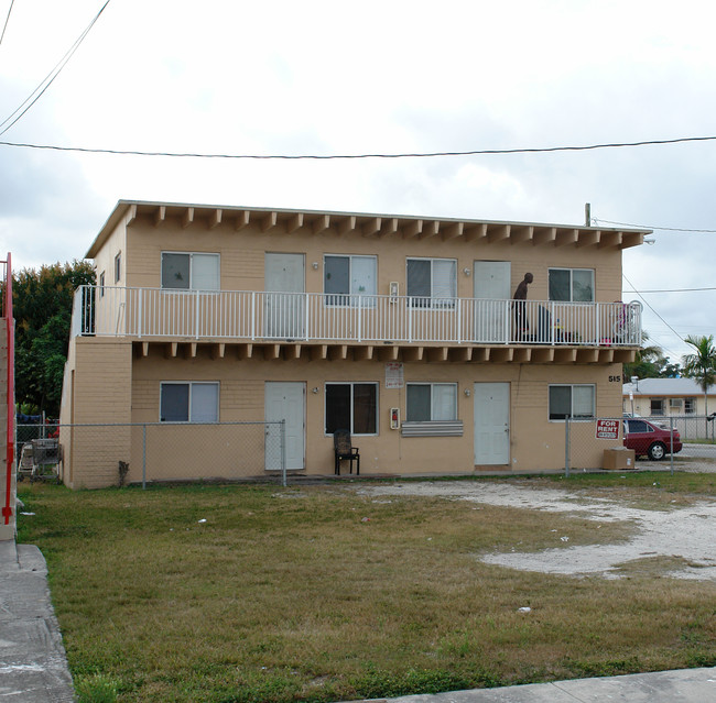 515 SW 3rd Ave in Homestead, FL - Building Photo - Building Photo