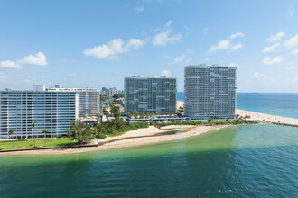 Point of Americas in Fort Lauderdale, FL - Building Photo - Building Photo