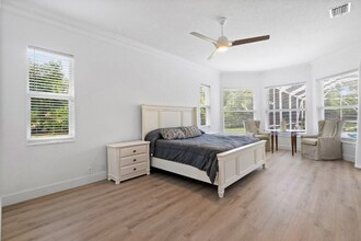 8369 SE Island Way in Jupiter, FL - Building Photo - Building Photo
