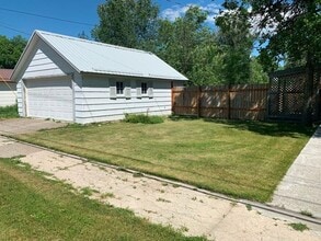 104 A St in Columbus, MT - Building Photo - Building Photo