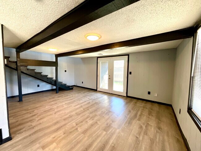 2004 30th St in Lubbock, TX - Building Photo - Building Photo