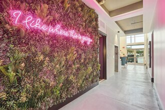 2095 W Atlantic Ave in Delray Beach, FL - Building Photo - Building Photo