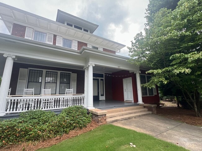 property at 1171 S Milledge Ave
