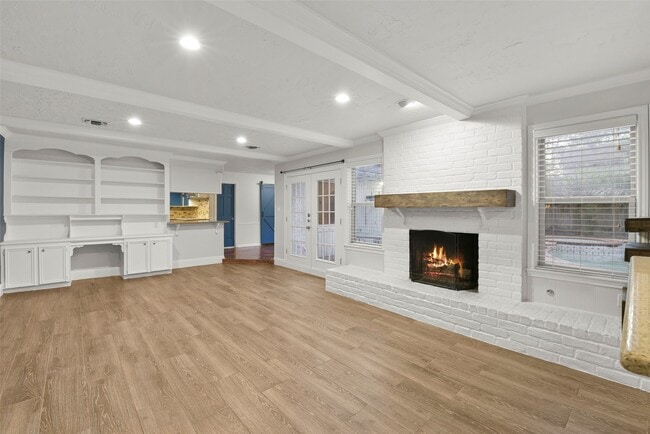 property at 3838 Glenheather Dr