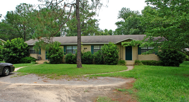 1600-1602 Carolewood Ct in Tallahassee, FL - Building Photo - Building Photo