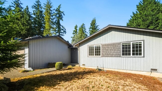 15412 SE 176th Pl in Renton, WA - Building Photo - Building Photo