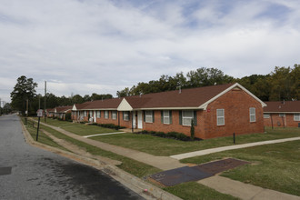 Granard Courts in Gaffney, SC - Building Photo - Building Photo