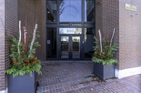 The Mariner Condominiums in Boston, MA - Foto de edificio - Building Photo