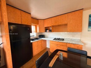 11460 NW 37th St in Sunrise, FL - Building Photo - Building Photo