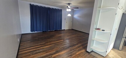 207 Wayside Ave in Decatur, IL - Building Photo - Building Photo