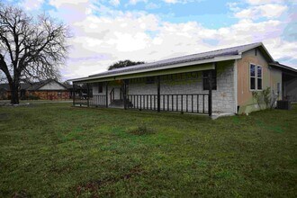 344 Virginia Dr in Gatesville, TX - Building Photo - Building Photo