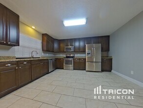 702 Keeneland Pike in Lake Mary, FL - Building Photo - Building Photo