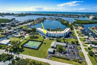 226 3rd St W, Unit 111 in Bonita Springs, FL - Building Photo - Building Photo