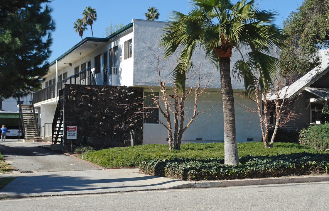 159 Meridith Ave in Pasadena, CA - Foto de edificio