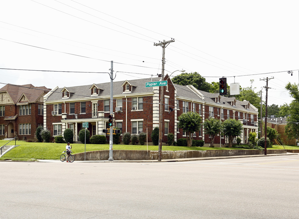 1855 Poplar Ave in Memphis, TN - Building Photo