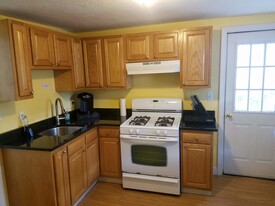 175 3rd St, Unit 1 Apartamentos