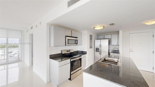 1861 NW S River Dr in Miami, FL - Building Photo - Building Photo