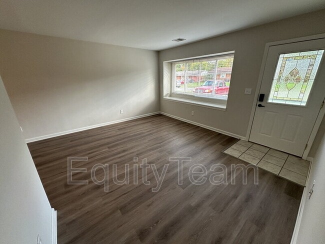 238 Diston Ln in Springdale, OH - Building Photo - Building Photo