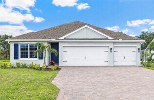 106 SE 23rd Pl in Cape Coral, FL - Building Photo