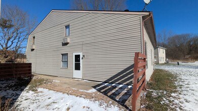 857 Kerns Dr NE in Bolivar, OH - Building Photo - Building Photo