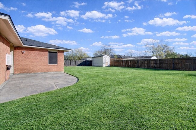 property at 2714 Southmore Ave