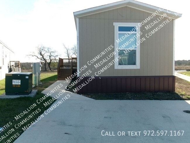 property at 291 Leaf Ln