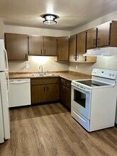 1614 E Harding Dr in Appleton, WI - Building Photo - Building Photo