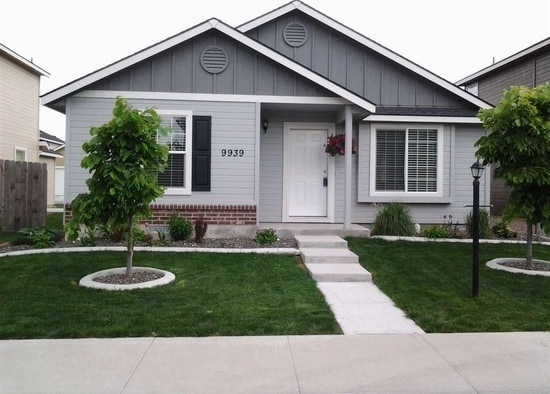 property at 9939 W Rustica St