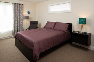 1307 N Main St, Unit 205 in Blacksburg, VA - Building Photo - Building Photo
