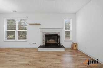 3209 Jade Ct in Virginia Beach, VA - Building Photo - Building Photo