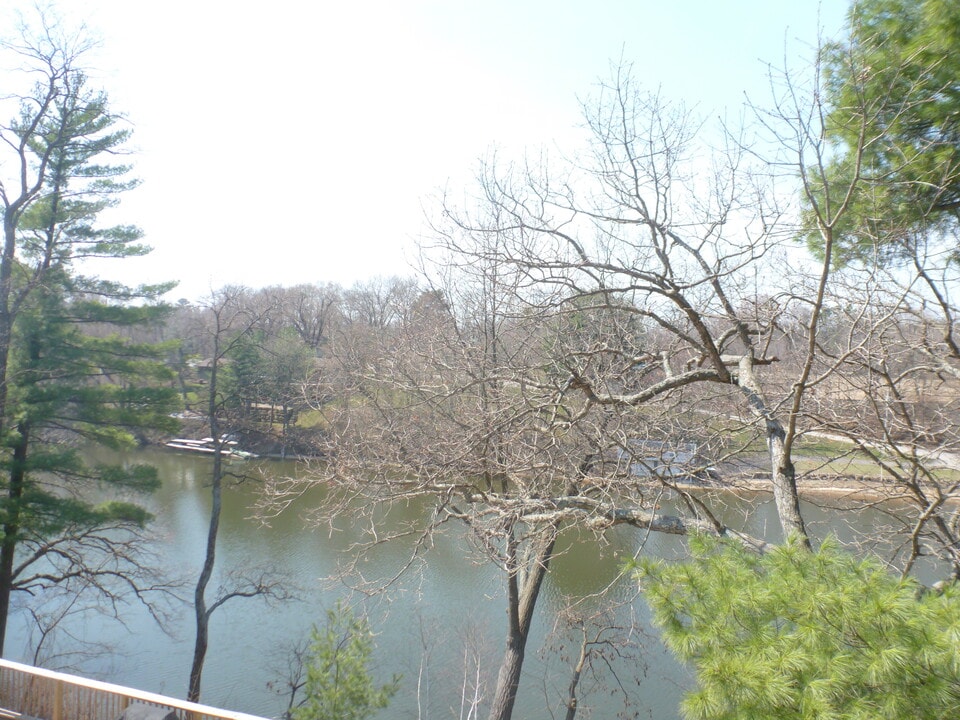 227 Canyon Rd, Unit 7 in Wisconsin Dells, WI - Foto de edificio