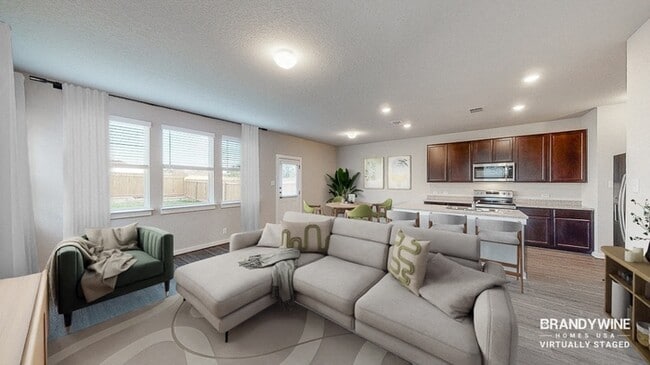 10318 Ida Gdn Wy in Converse, TX - Foto de edificio - Building Photo