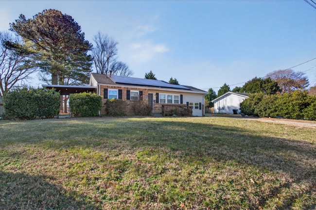 1013 Sherry Ave in Virginia Beach, VA - Building Photo - Building Photo