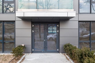 Parsons- Gardens Condominiums in Flushing, NY - Building Photo - Building Photo